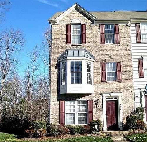 1st image of 9554 Blossom Hill Dr