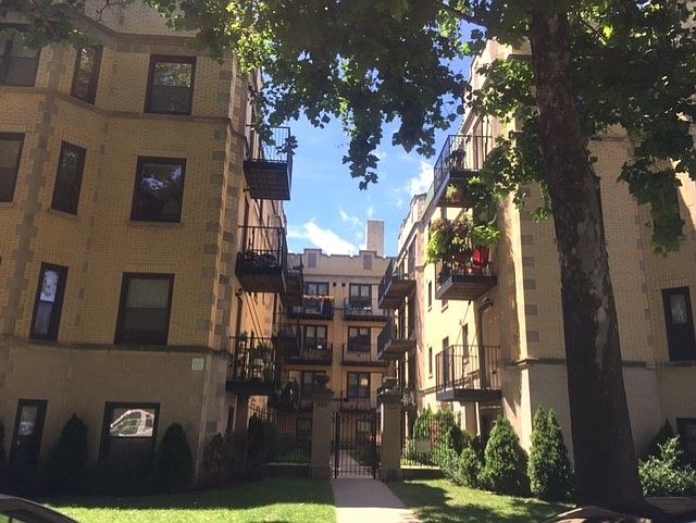 1st image of 6506 N Claremont Ave APT 3W