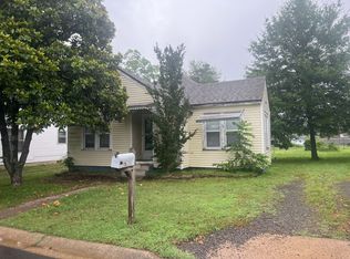 810 N Denver Ave, Russellville, AR 72801