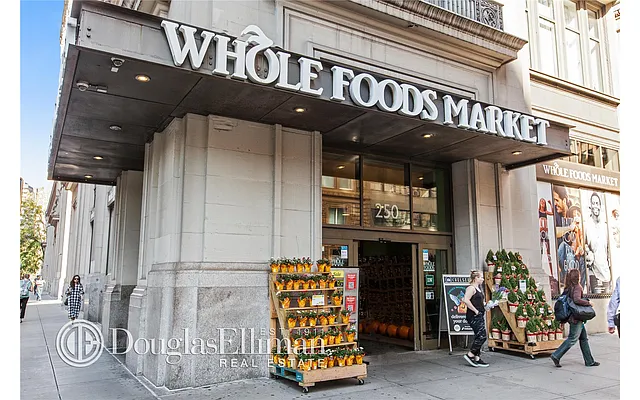 Rented by Douglas Elliman | media 36