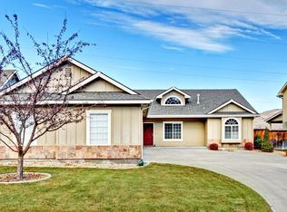 4076 E Homestead Rim Dr, Boise, ID 83716