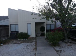 1216 Runaway Bay Dr, Runaway Bay, TX 76426