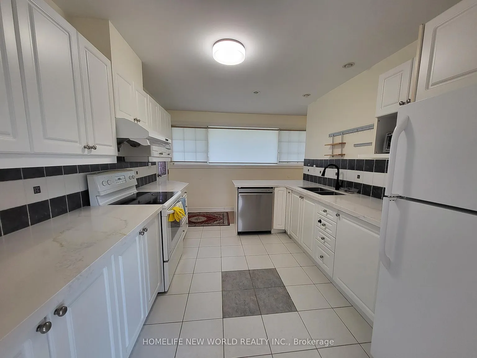 4 bed, $3,500 — Photo 3