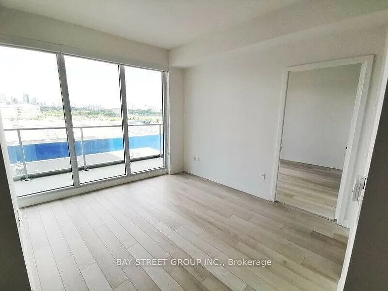 117 McMahon Dr #311 — Photo 3