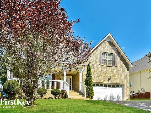 2nd image of 1161 Castlewood Dr