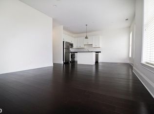 2500 Green Bay Rd #328, North Chicago, IL 60064