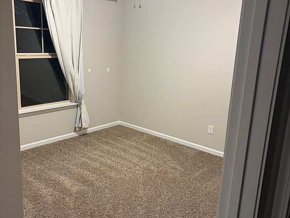 2nd image of 232 Ivyleaf Dr