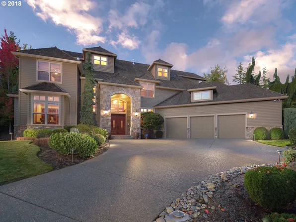 11325 NW Blackhawk Dr, Portland, OR 97229