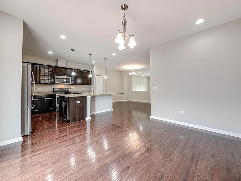 893 Lewisburg Ln — Photo 16