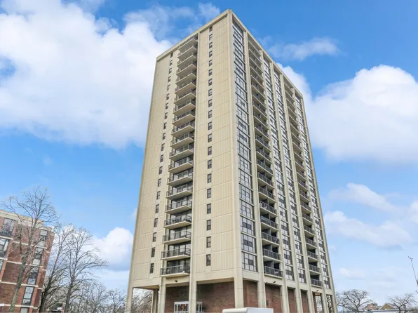 2901 S Michigan Ave APT 1504, Chicago, IL 60616