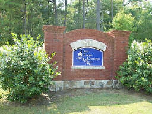 2nd image of 32 Knight Dr