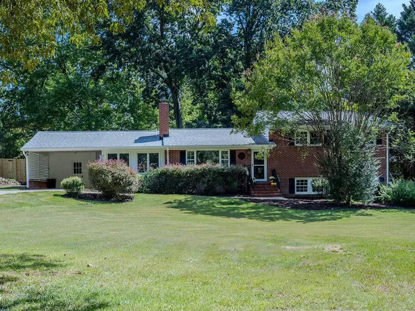 825 Ralph Dr, Cary, NC 27511