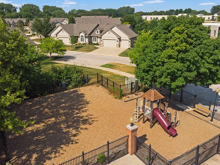 Crescent Chase — Photo 15