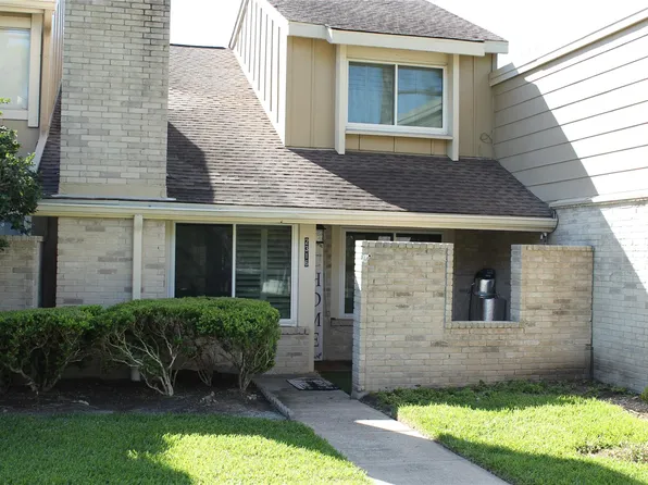 2316 Woodland Park Dr #15, Houston, TX 77077