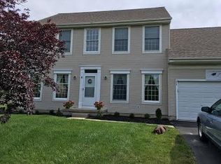 4 Spenser Ct, Medford, NJ 08055