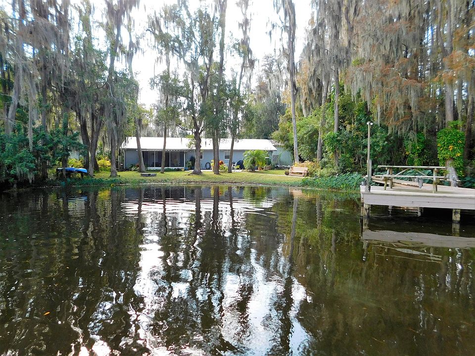 1st image of 21880 Pineywood Loop