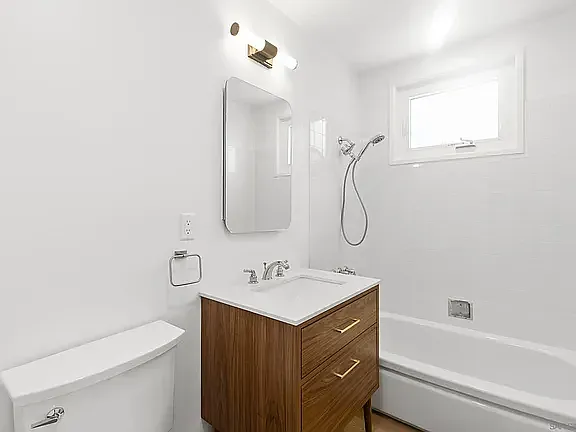 8851 Geraldine Ave — Photo 11