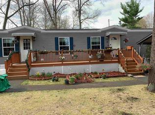 2 Pearl Ct, Merrimack, NH 03054