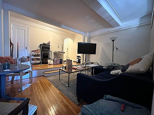 1st image of 310 E 55th St APT 9F