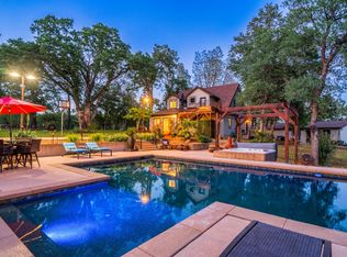 9128 Sugarloaf Dr, Redding, CA 96001