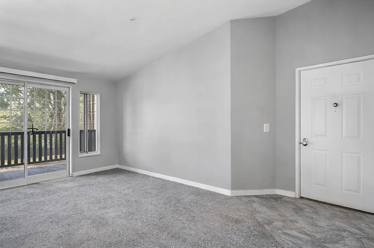 Building Photo - 215 100th St SW #D305