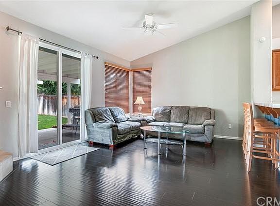 4th image of 5415 Lincoln Ave