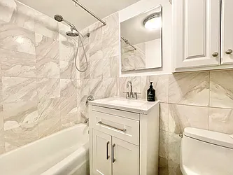 Rented by Century 21 Premier 