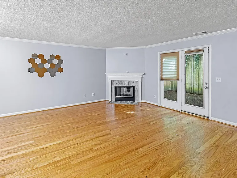 3416 Wisterwood Ln — Photo 9