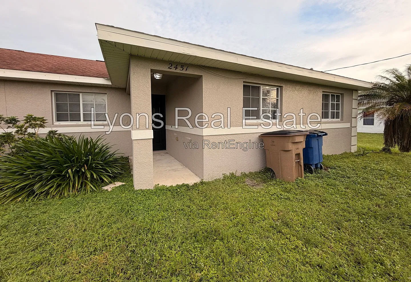 2 bed, 2.0 bath, 1109 sqft, $1,195 — Photo 2