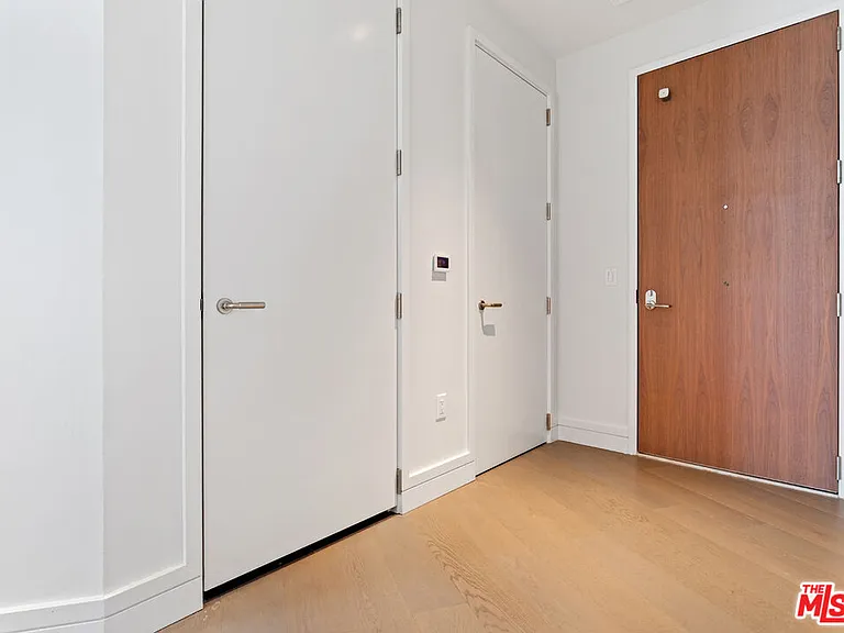 211 Elm Ct #3C — Photo 10