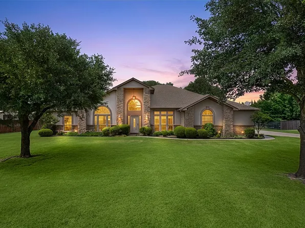 6831 Brooke Blvd, Midlothian, TX 76065