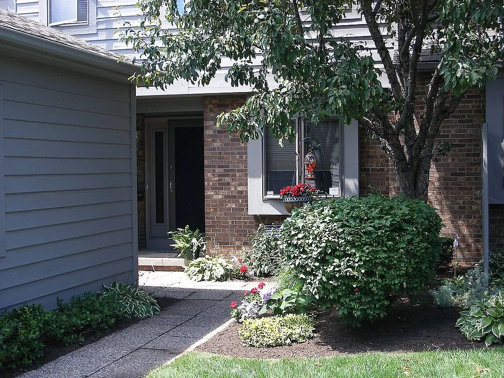 46 Mountain Ash Trl photo 1