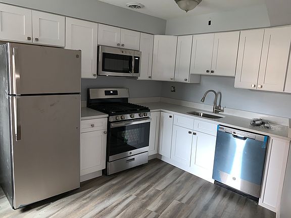 5th image of 10222 S Walden Pkwy #A
