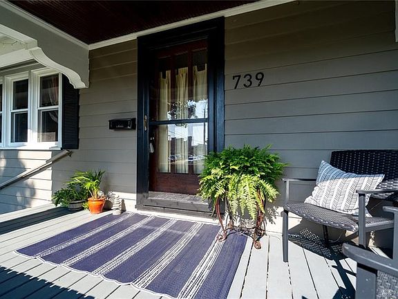 4th image of 739 Belmonte Park N