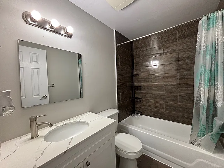 351 Murray St #B02 — Photo 8