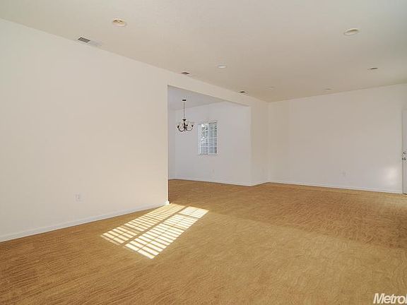 3rd image of 2520 San Fernando Way