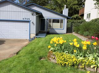 4745 SW Vacuna St, Portland, OR 97219