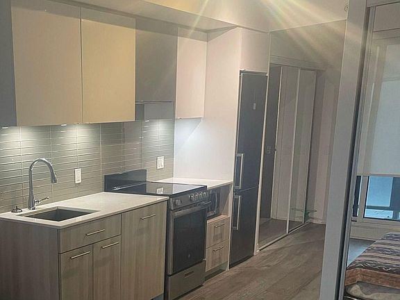 2nd image of 251 Jarvis St #501