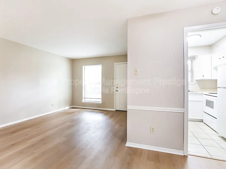 1523 Heights Blvd #3 — Photo 3