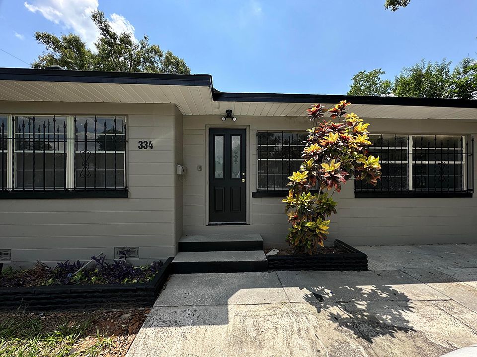1st image of 334 Avenue E SE
