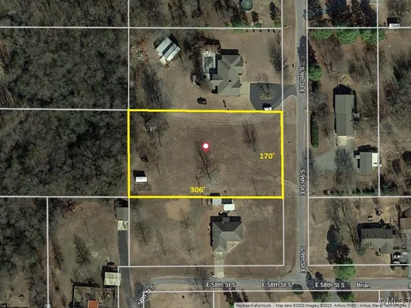 5615 S 9th St E, Muskogee, OK 74403