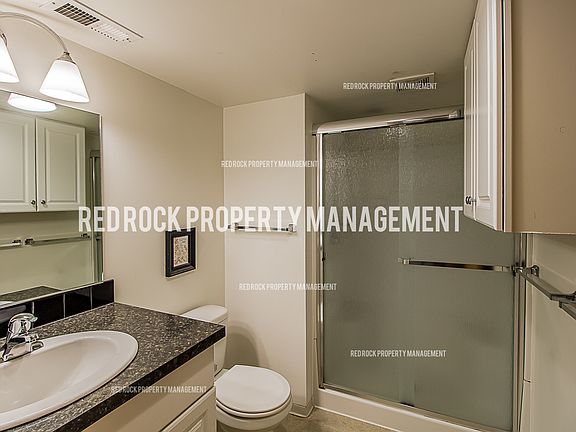 3rd image of 708 E Ermina Ave