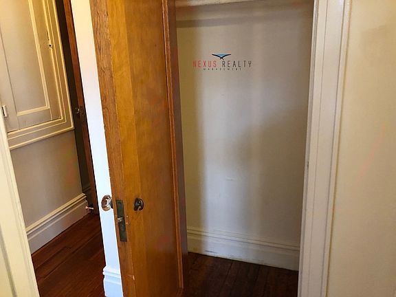 4th image of 34-29 33rd St #1