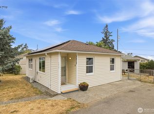 7212 S 128th St, Seattle, WA 98178