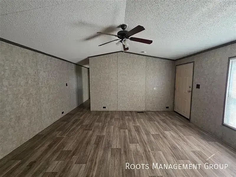 3 Bed 2 Bath Home Available for Lease at Shady Acres MH & RV Resort - Apply Now! — Photo 3