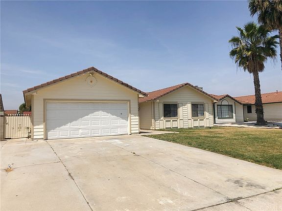 3rd image of 13709 Rockcrest Dr
