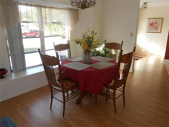 5th image of 103 Woodrose Way