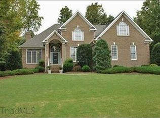 4915 Setter Ct, Jamestown, NC 27282