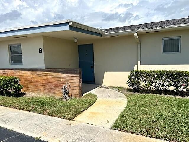 1st image of 2907 Ashley Dr W APT C