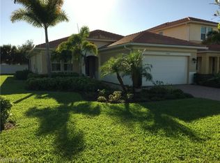 13476 Cambridge Ln, Naples, FL 34109